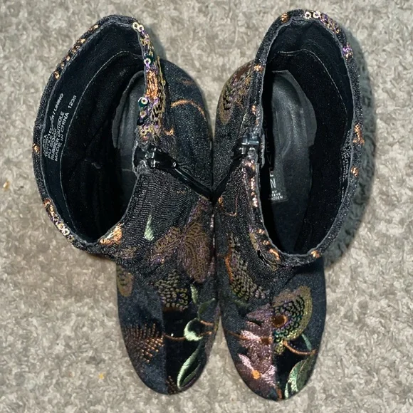 Anthropologie Steven by Steve Madden Lissa Bootie black velvet floral embroider - Picture 11 of 13